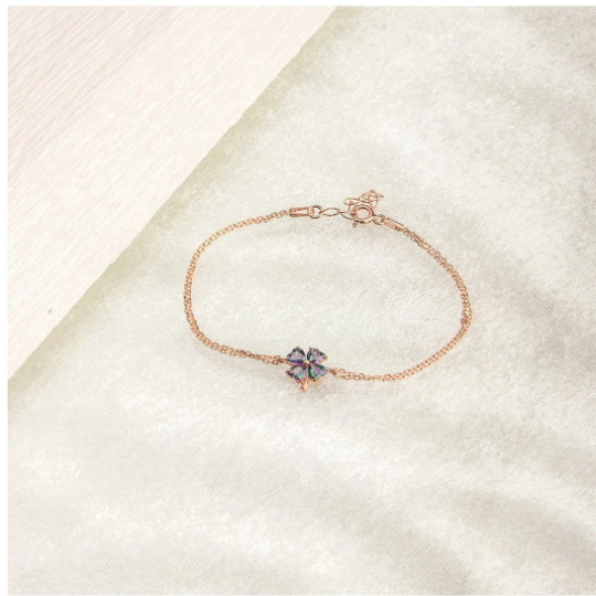 Bracelets personnalisés avec pierre de naissance de juin en alexandrite