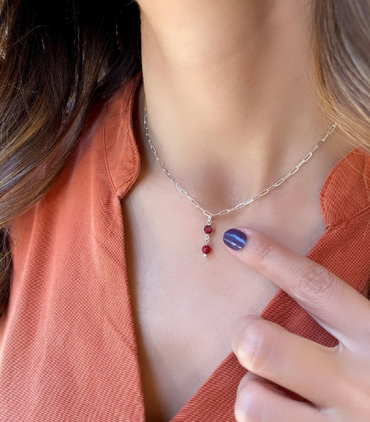 Collier avec pierre de naissance en rubis naturel