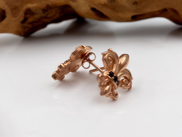 Boucles d'oreilles à tige Fleur de Lis